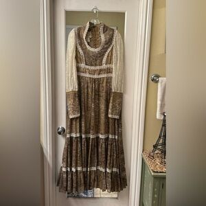 Vintage 1970’s Gunne Sax Prairie Dress- Excellent Condition - size 2-4?